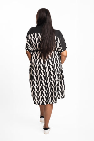 BUT S23 blk/white Dress